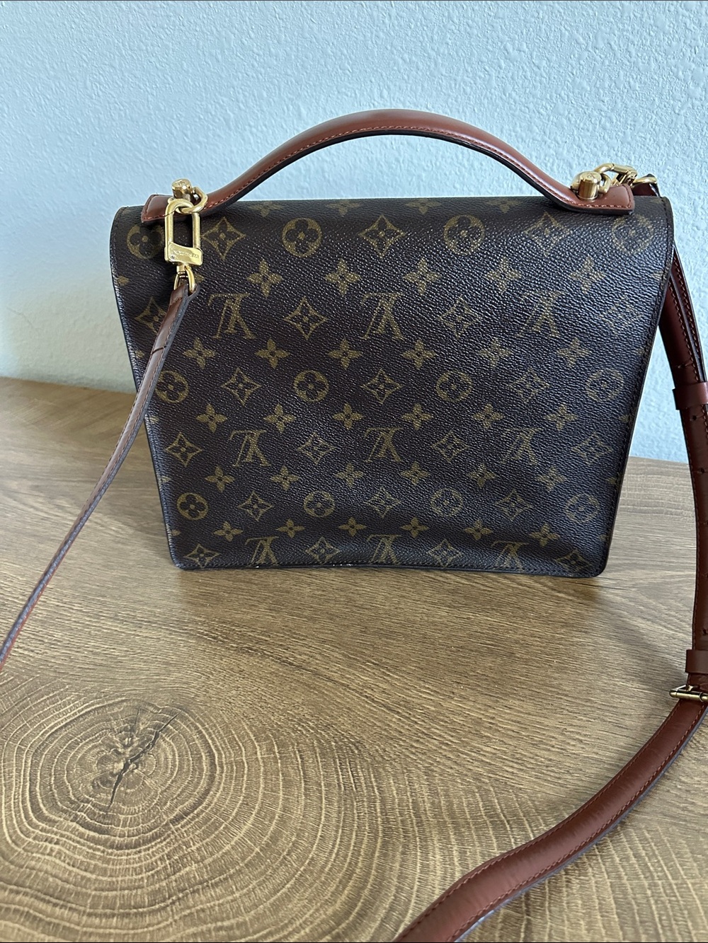 Authentic Louis Vuitton vintage Monceau Handle Crossbody Bag - Picture 2 of 7